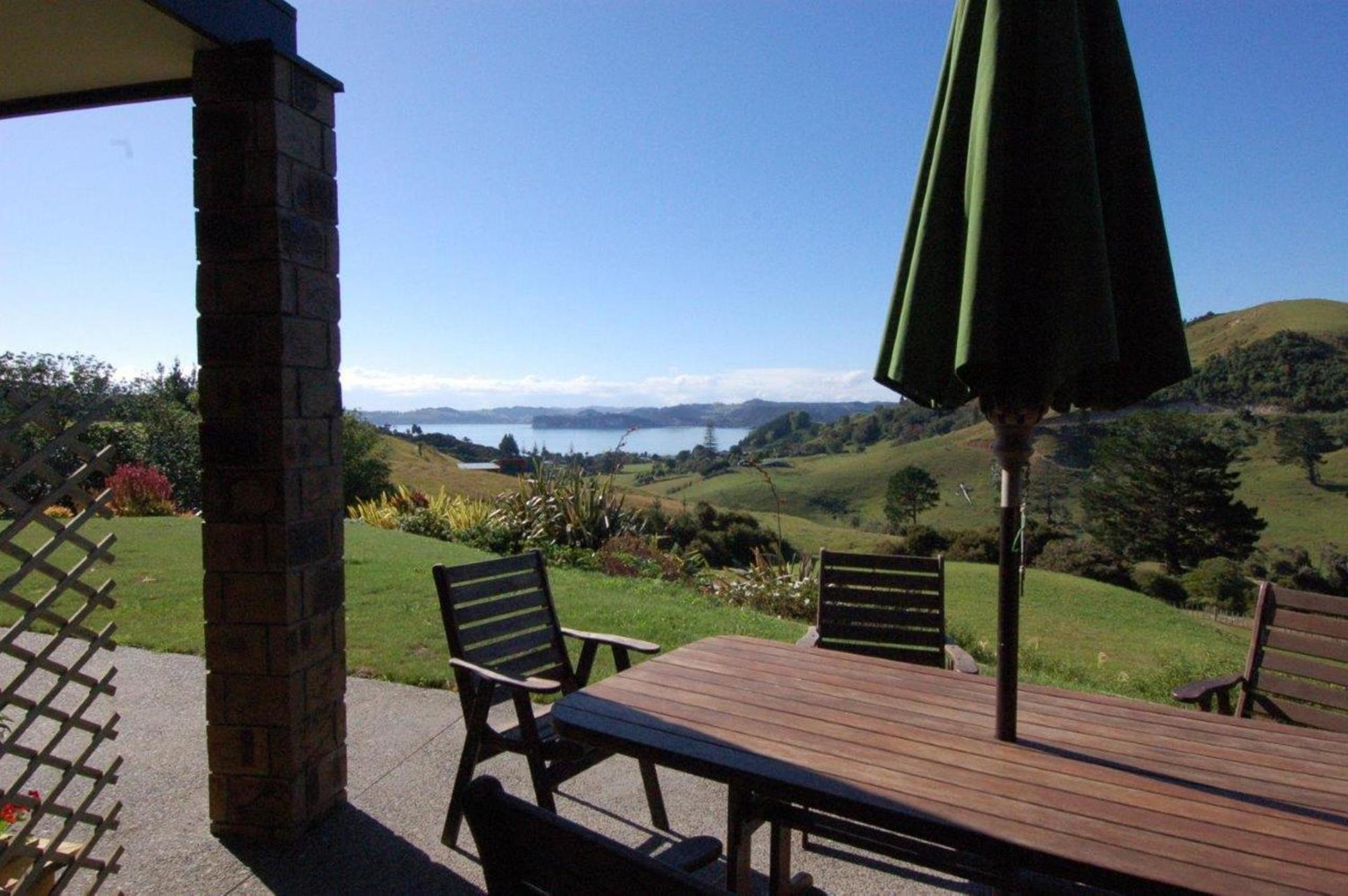 Ohuka Place Homestay Whitianga Exteriör bild