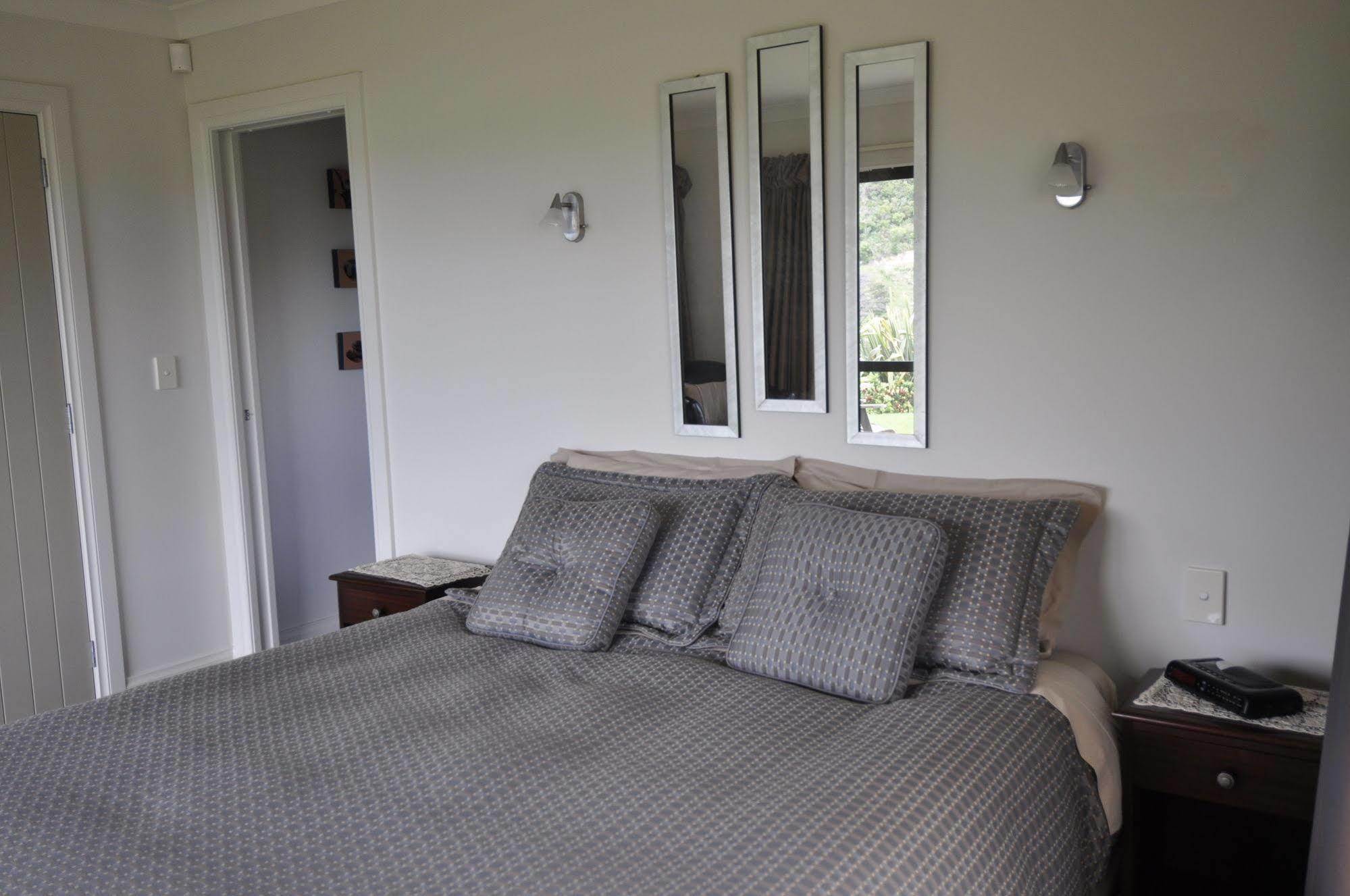 Ohuka Place Homestay Whitianga Exteriör bild